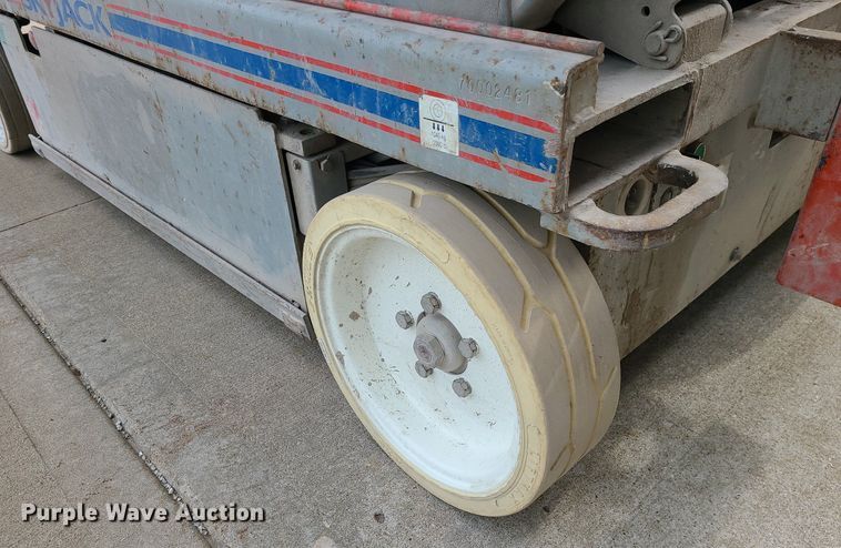 image for item MX9745 2008 Skyjack SJIII 4626  scissor lift