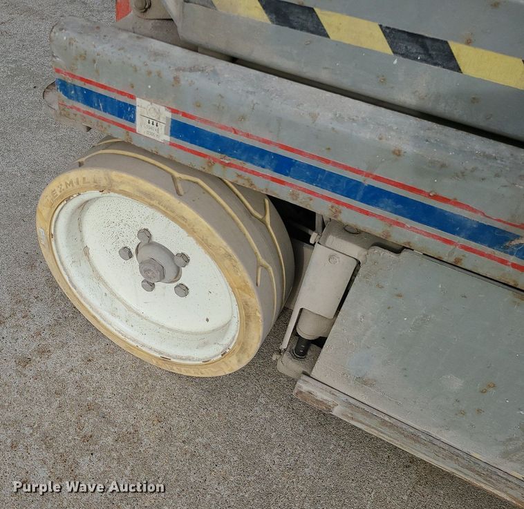 image for item MX9745 2008 Skyjack SJIII 4626  scissor lift