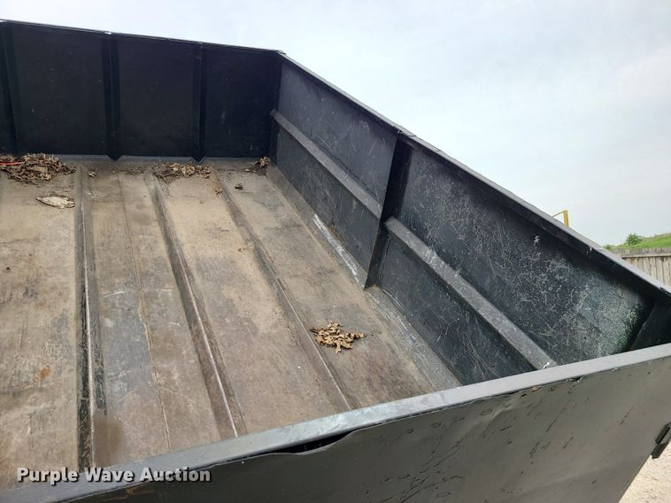 image for item MX9752 2005 Ford F350 Super Duty  dump bed pickup truck