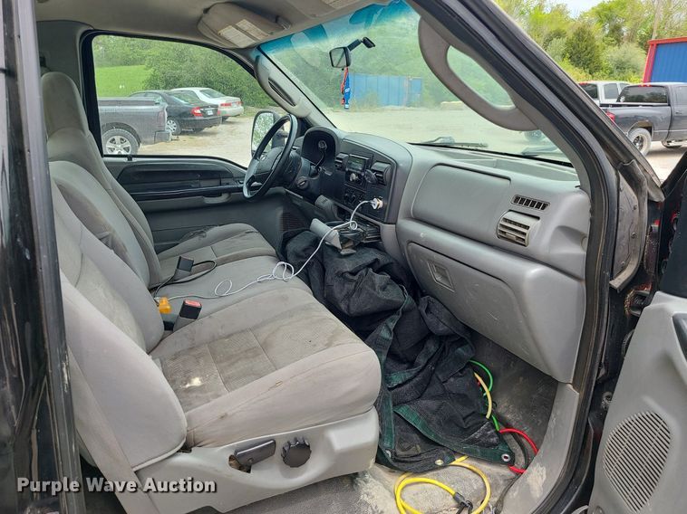 image for item MX9752 2005 Ford F350 Super Duty  dump bed pickup truck