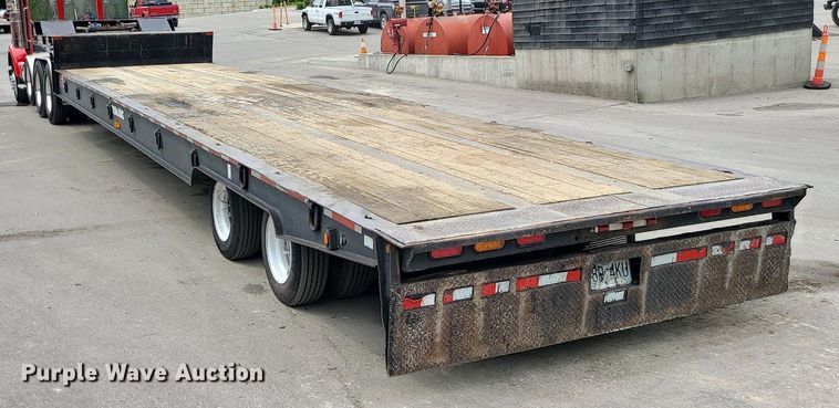 image for item MX9753 2000 Trail King TKS0SA-482  lowboy equipment trailer