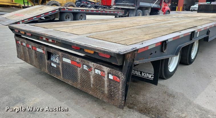 image for item MX9753 2000 Trail King TKS0SA-482  lowboy equipment trailer