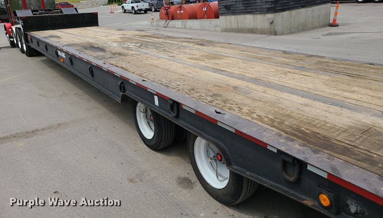 image for item MX9753 2000 Trail King TKS0SA-482  lowboy equipment trailer