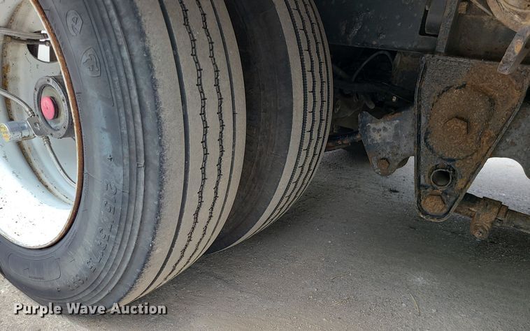 image for item MX9753 2000 Trail King TKS0SA-482  lowboy equipment trailer