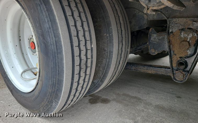 image for item MX9753 2000 Trail King TKS0SA-482  lowboy equipment trailer