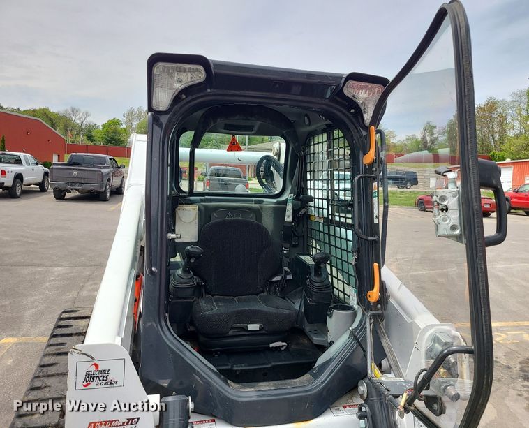 image for item MX9754 2020 Bobcat T770  tracked skid steer loader