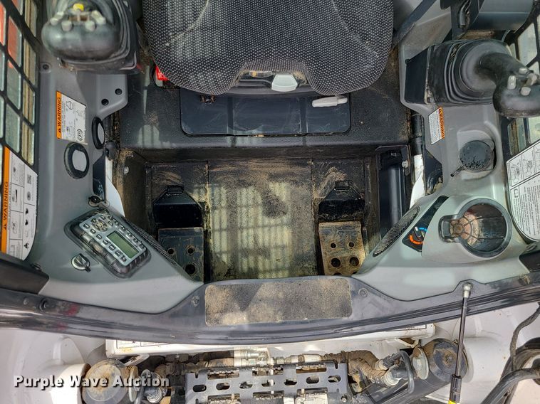 image for item MX9754 2020 Bobcat T770  tracked skid steer loader