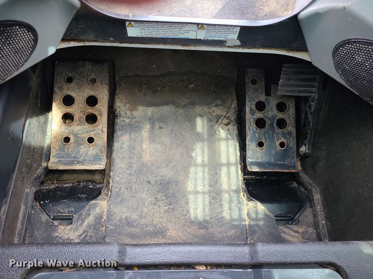 image for item MX9754 2020 Bobcat T770  tracked skid steer loader