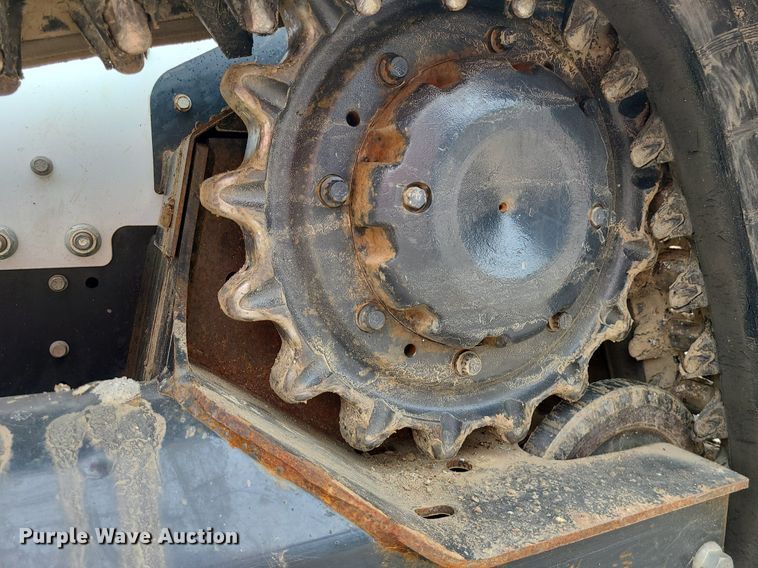 image for item MX9754 2020 Bobcat T770  tracked skid steer loader