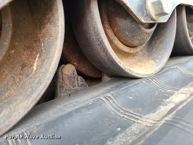 image for item MX9754 2020 Bobcat T770  tracked skid steer loader