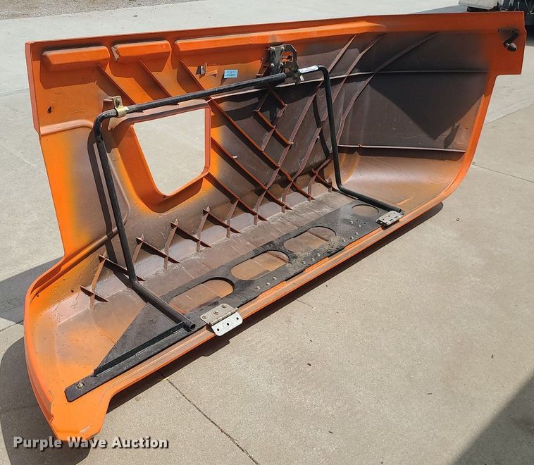 image for item MX9762 Aerial lift hood