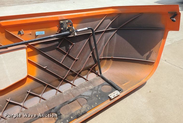 image for item MX9762 Aerial lift hood