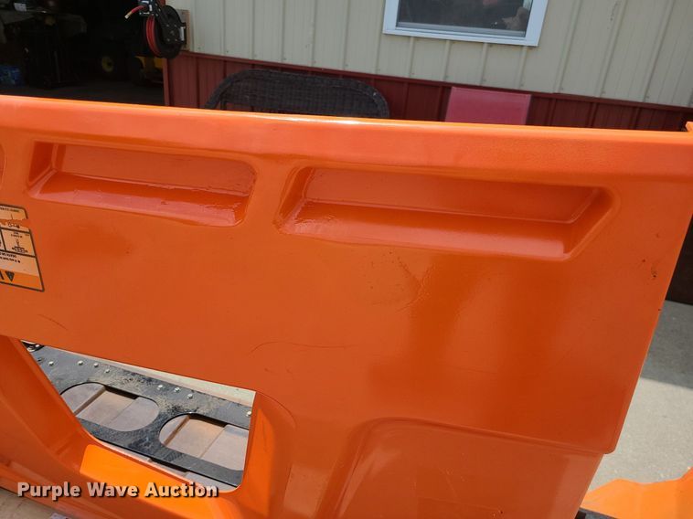 image for item MX9762 Aerial lift hood