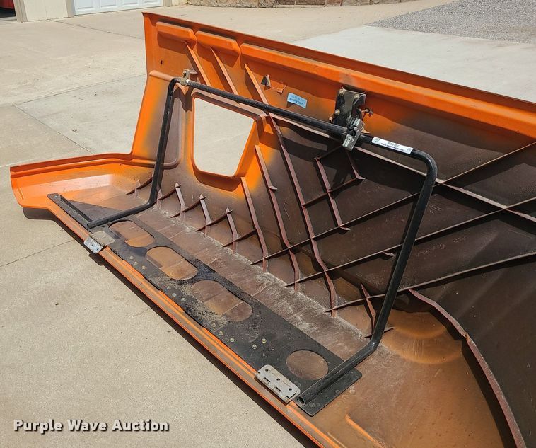 image for item MX9762 Aerial lift hood