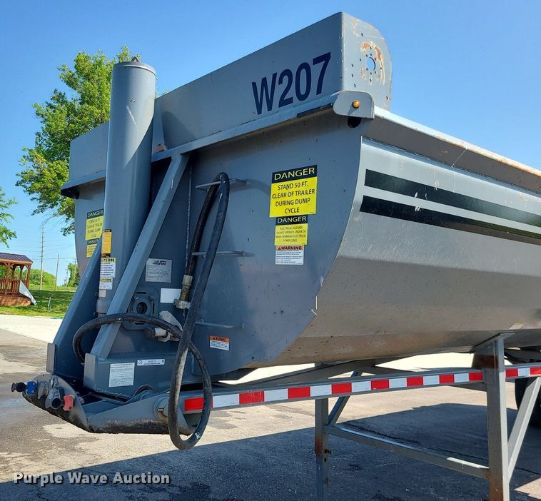 image for item MX9772 2017 Load King RH3229  end dump trailer