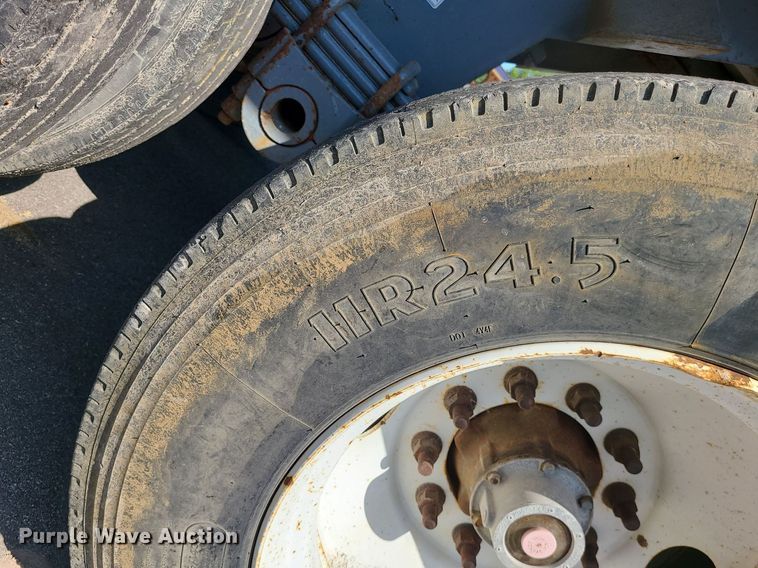 image for item MX9772 2017 Load King RH3229  end dump trailer