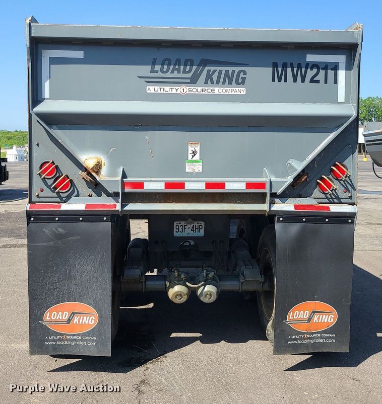 image for item MX9773 2018 Load King RH3431  end dump trailer