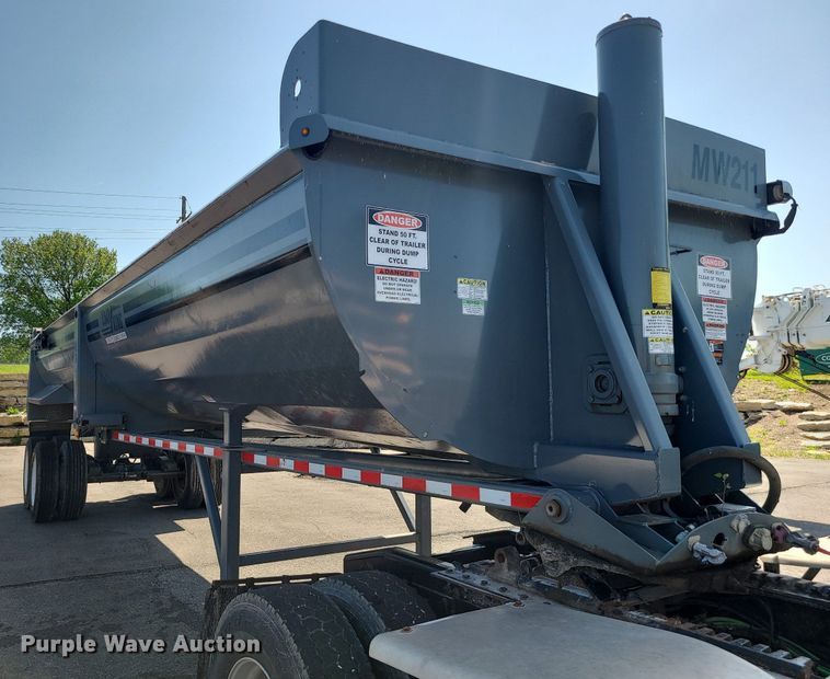 image for item MX9773 2018 Load King RH3431  end dump trailer