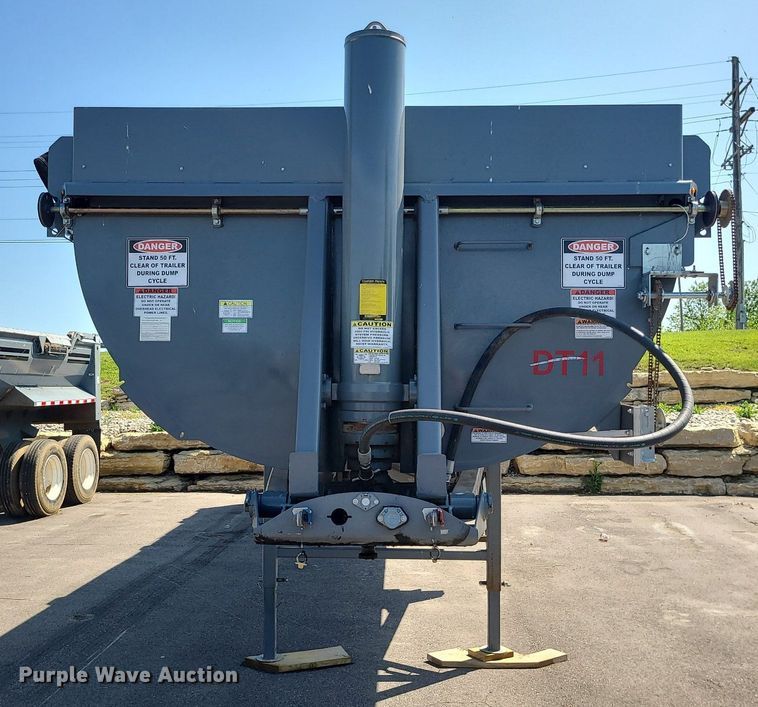 image for item MX9774 2018 Load King RH3532  end dump trailer