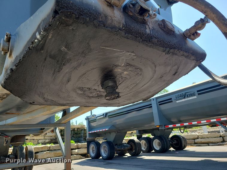 image for item MX9775 2017 Load King RH3229  end dump trailer