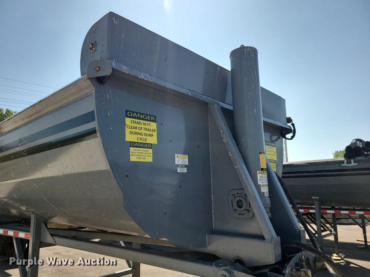 image for item MX9775 2017 Load King RH3229  end dump trailer