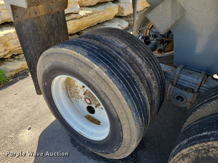 image for item MX9775 2017 Load King RH3229  end dump trailer