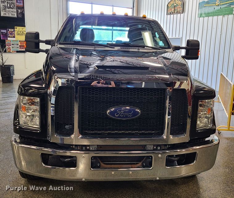 image for item MX9776 2016 Ford F650  rollback truck