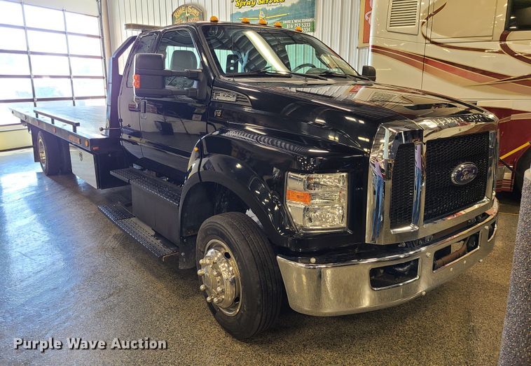 image for item MX9776 2016 Ford F650  rollback truck