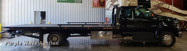 image for item MX9776 2016 Ford F650  rollback truck