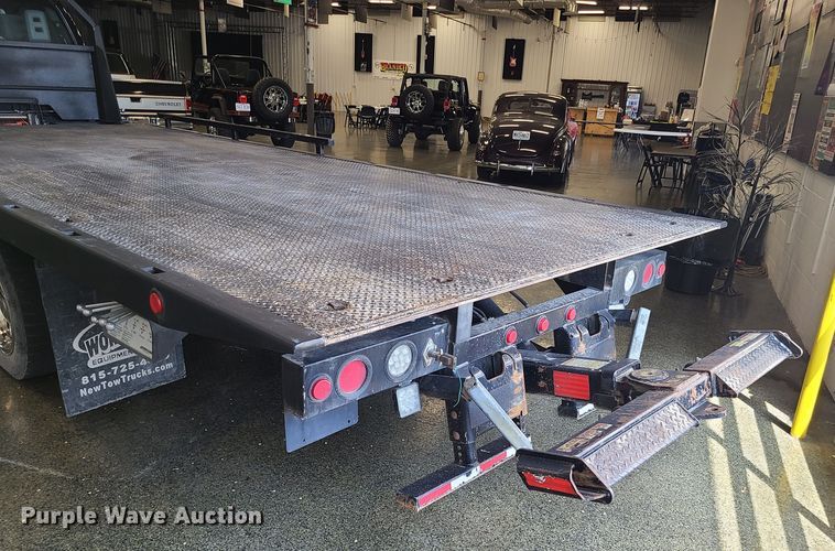 image for item MX9776 2016 Ford F650  rollback truck