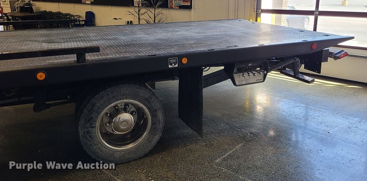 image for item MX9776 2016 Ford F650  rollback truck