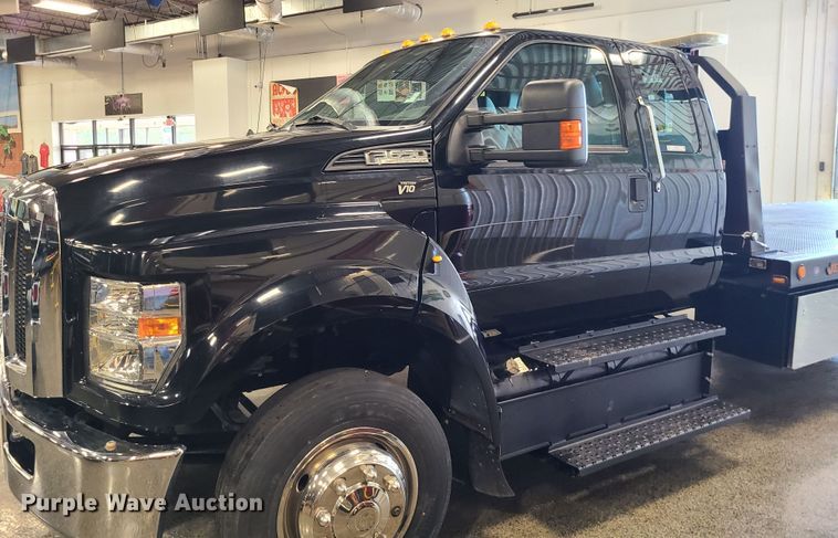 image for item MX9776 2016 Ford F650  rollback truck