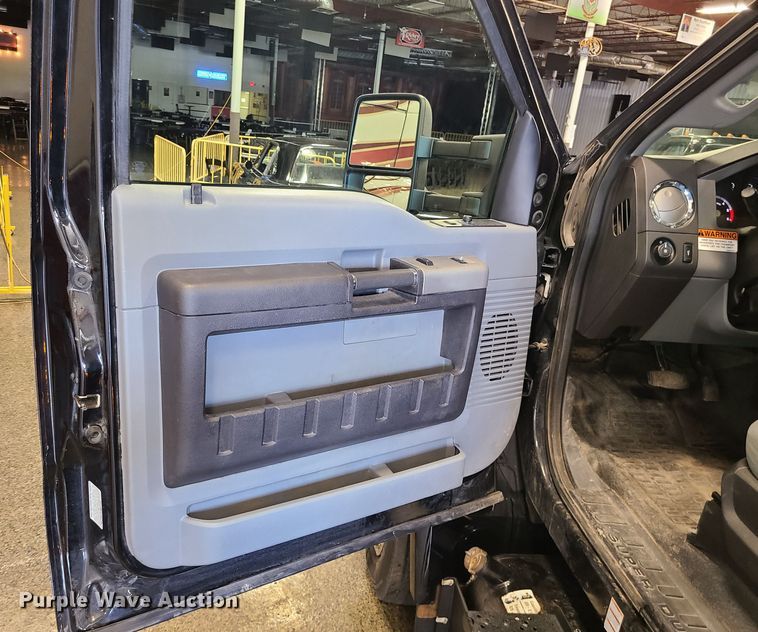 image for item MX9776 2016 Ford F650  rollback truck