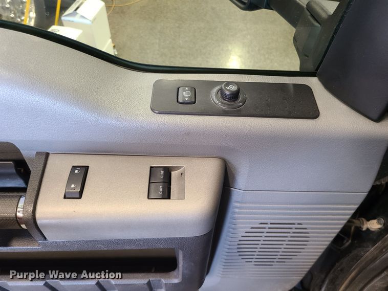 image for item MX9776 2016 Ford F650  rollback truck