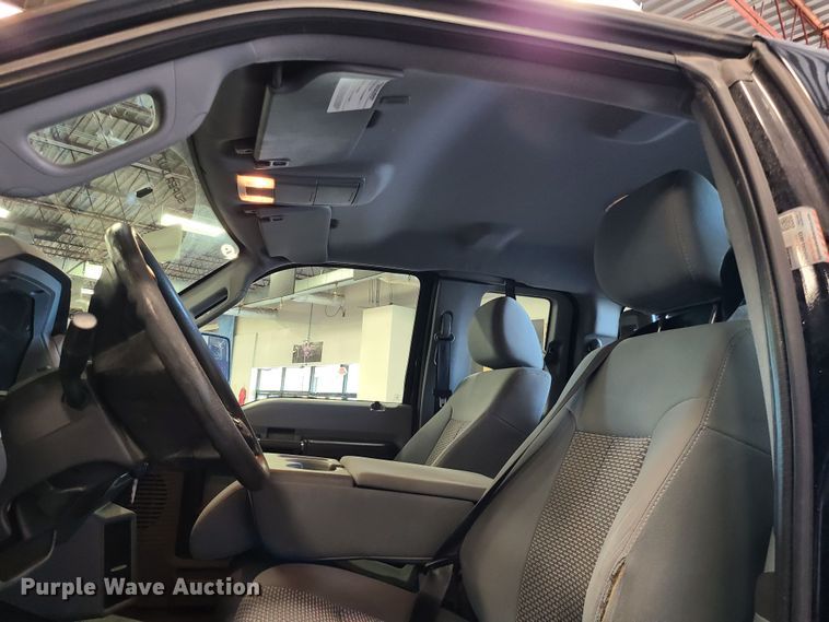 image for item MX9776 2016 Ford F650  rollback truck