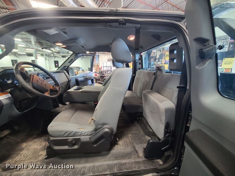 image for item MX9776 2016 Ford F650  rollback truck