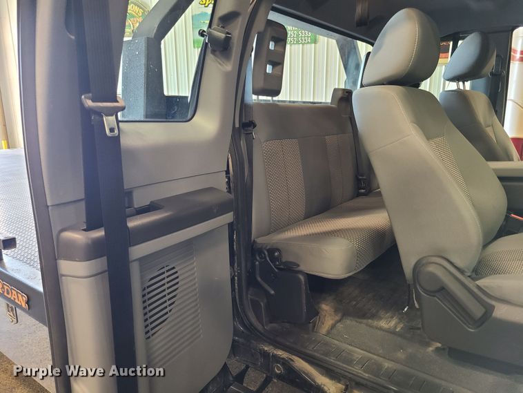 image for item MX9776 2016 Ford F650  rollback truck