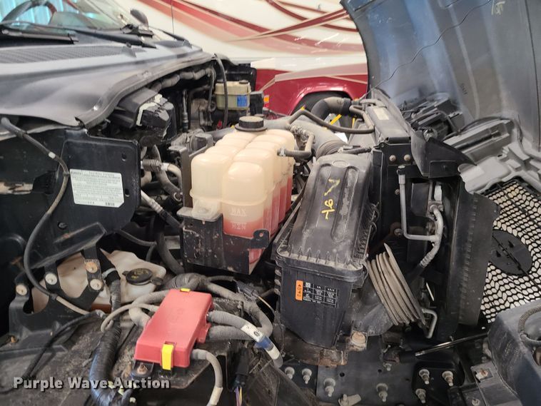 image for item MX9776 2016 Ford F650  rollback truck