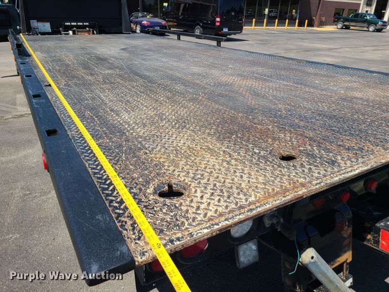 image for item MX9776 2016 Ford F650  rollback truck