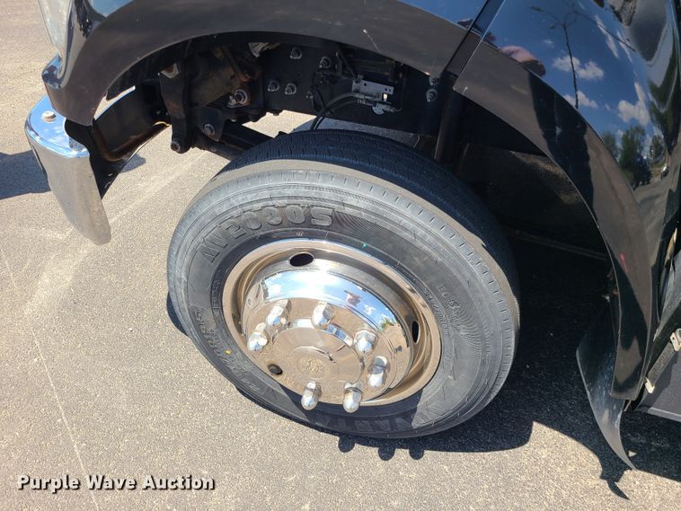 image for item MX9776 2016 Ford F650  rollback truck