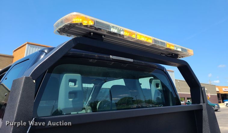 image for item MX9776 2016 Ford F650  rollback truck