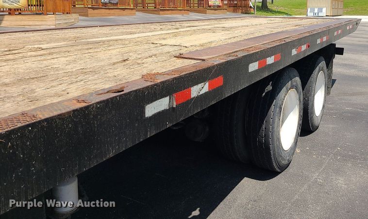 image for item MX9779 2013 Mack GU533  rollback truck