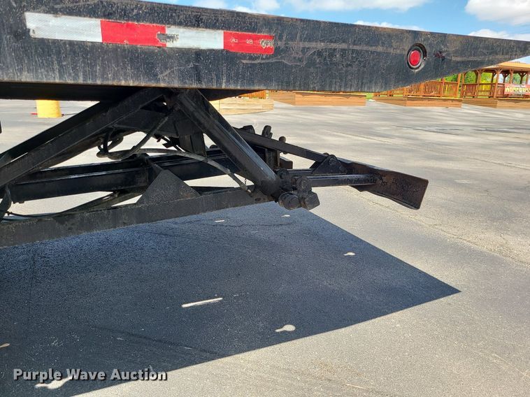 image for item MX9779 2013 Mack GU533  rollback truck