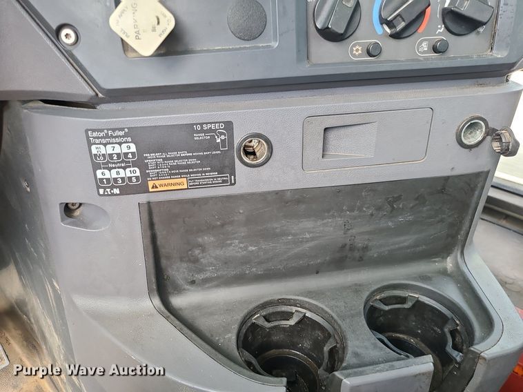 image for item MX9779 2013 Mack GU533  rollback truck