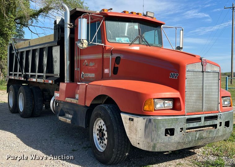 image for item MY9753 1986 Kenworth T660  dump truck