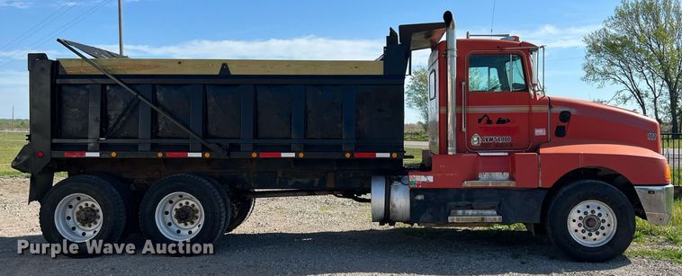 image for item MY9753 1986 Kenworth T660  dump truck