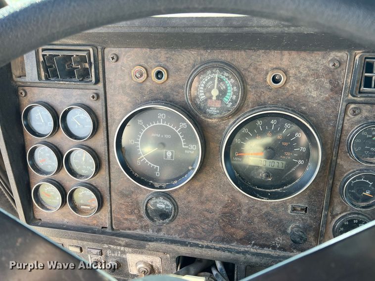 image for item MY9753 1986 Kenworth T660  dump truck