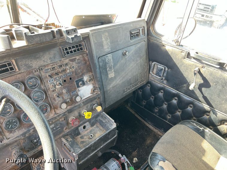 image for item MY9753 1986 Kenworth T660  dump truck