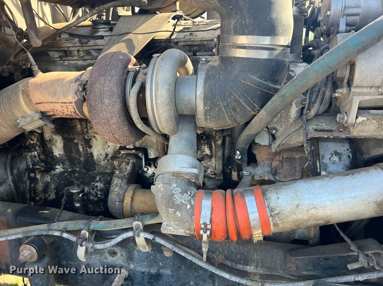 image for item MY9753 1986 Kenworth T660  dump truck