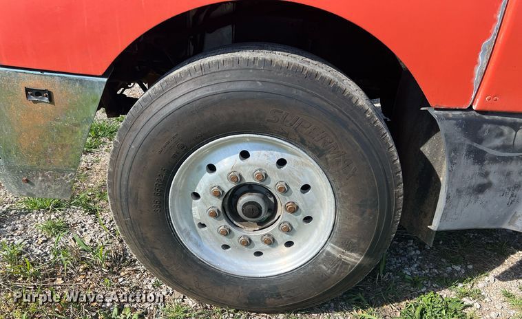 image for item MY9753 1986 Kenworth T660  dump truck